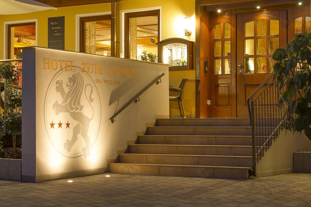 Gasthof - Hotel Zum Loewen Schwabthal Bagian luar foto