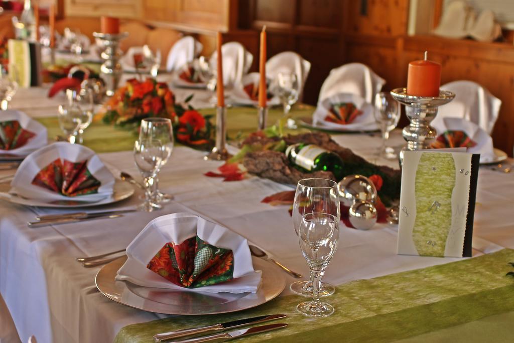 Gasthof - Hotel Zum Loewen Schwabthal Bagian luar foto